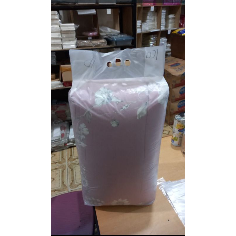 

PLASTIK HD JINJING LAUNDRY 3 JARI