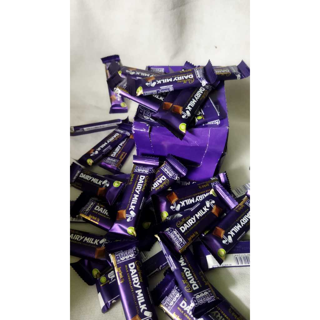 

Cadbury dairy milk MINI 11g ecer