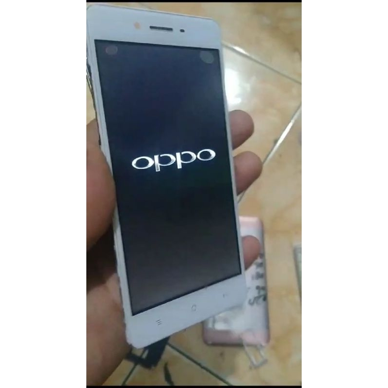 Lcd tc hp OPPO F1F minus Lcd kuning normal