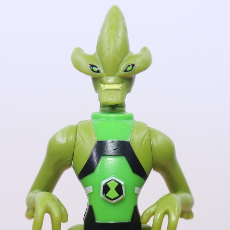 Bandai : Ben 10 Figure Crashhopper Original
