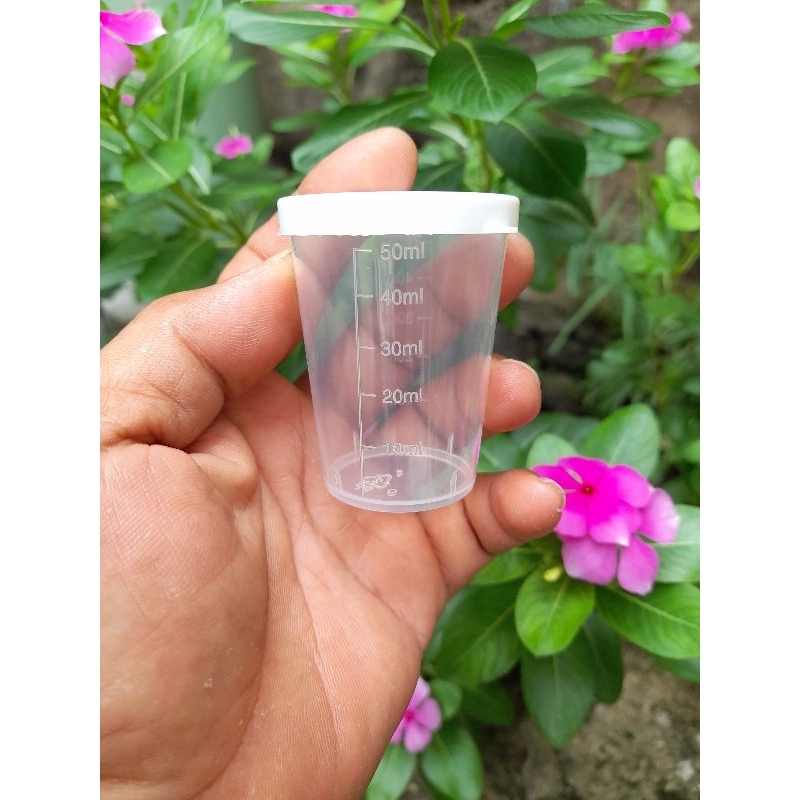 Rlas Takar 50ml tutup / Gelas Ukur 50l dengan tutup Plastik