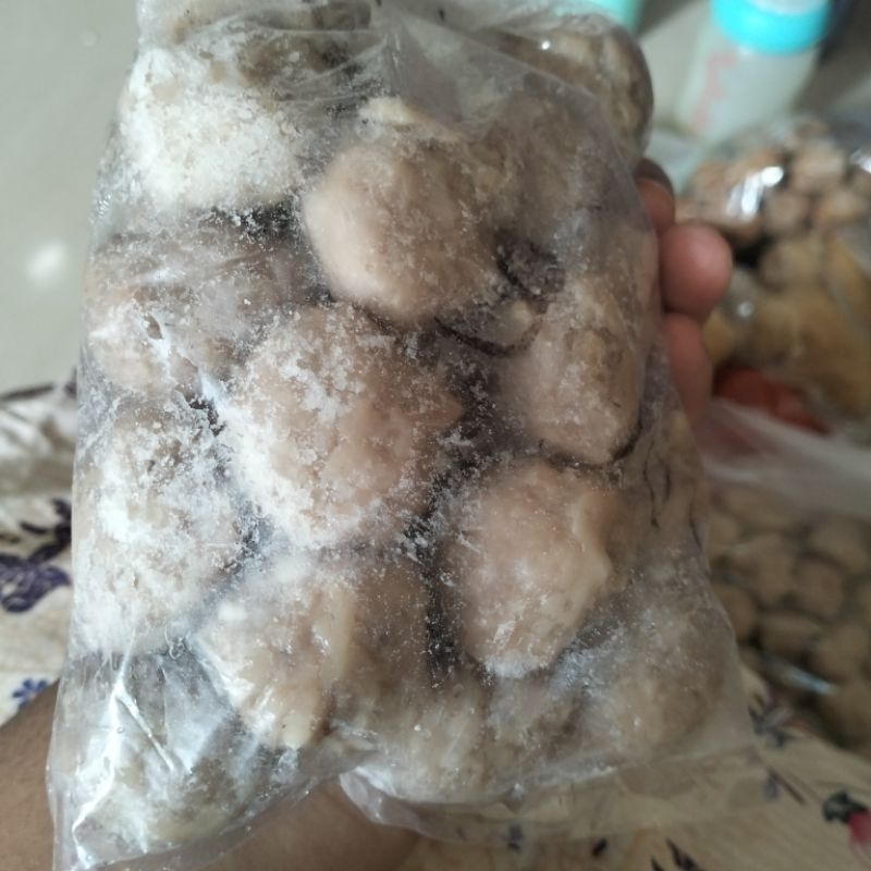 

Pentol gajeh isi 25 biji