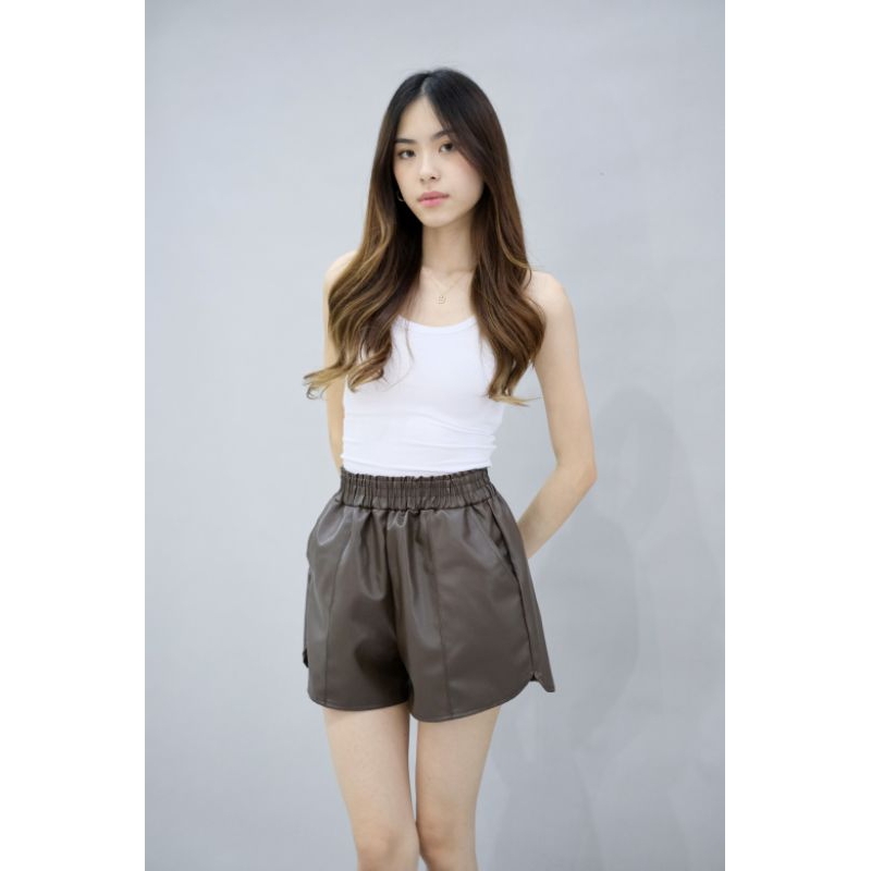 [ Fondee ] Olive Short Pants / Leather pants / Celana wanita / Celana kulit