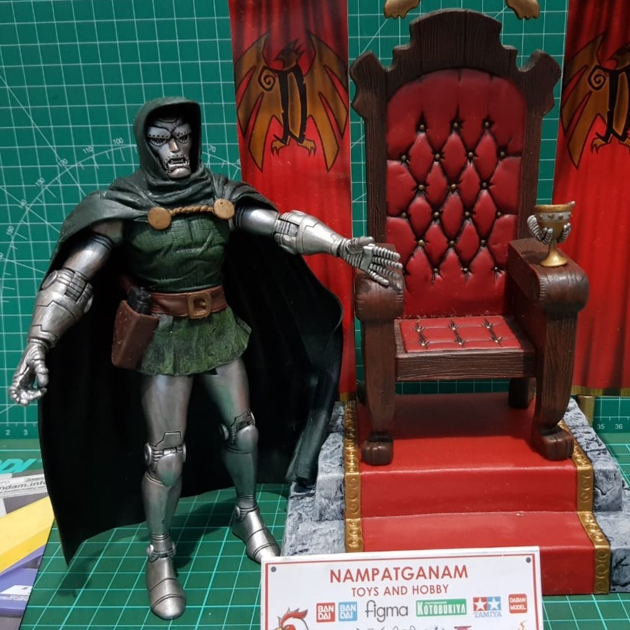 SELECT DOCTOR DOOM MARVEL