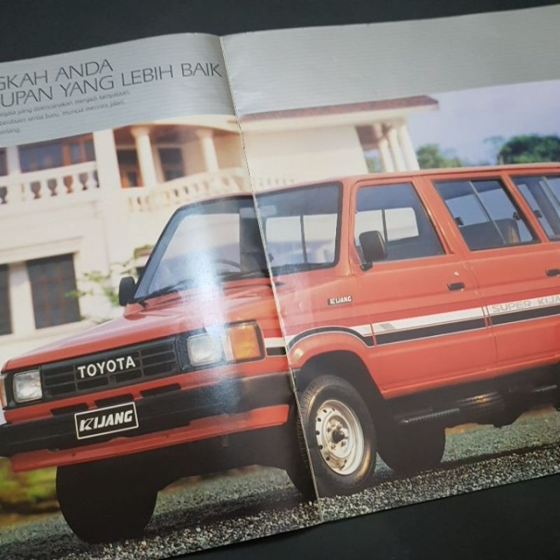 brosur toyota kijang