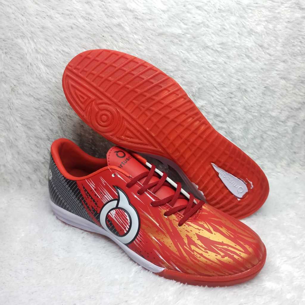 Sepatu futsal ortuseight jogosala Rabona