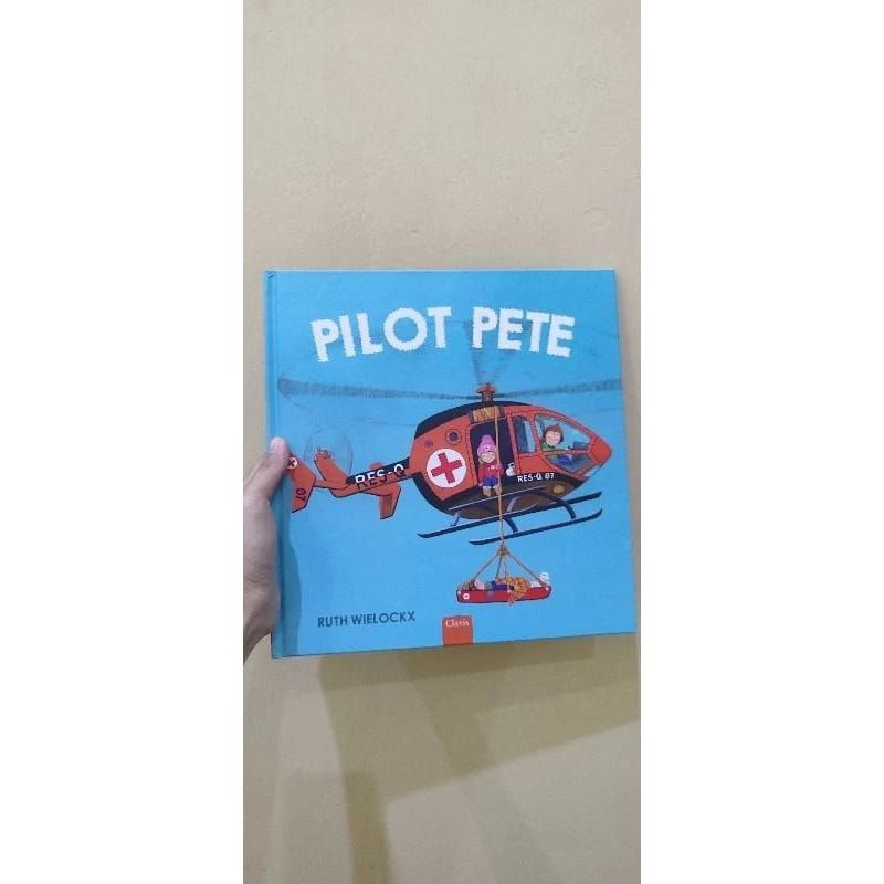 Clavis Book - Pilot Pete (English) [PRELOVED]