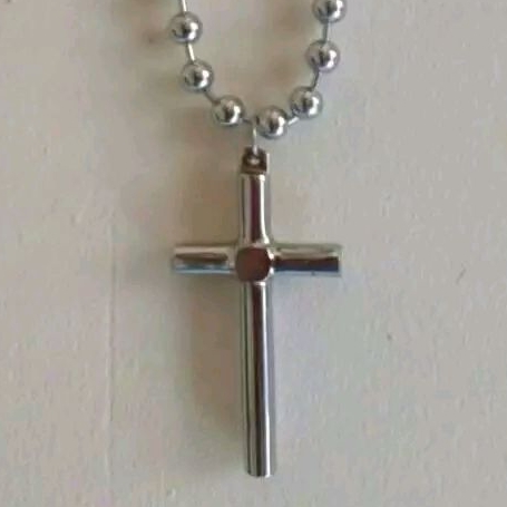 KALUNG SALIB  BAJA KRISTEN KATOLIK