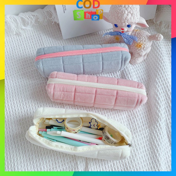 

Sal3 COD - T5958 Tempat Pouch Pillow Korea / Kotak Pensil Sleting Velvet Aesthetic Pastel / Kotak Pensil Bulu / Make Up Pouch Harga mantul