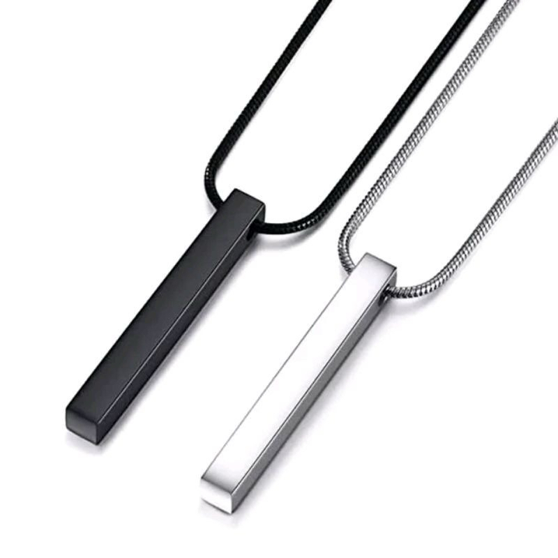 kalung titanium bulat belut silver dan hitam bandul balok hitam dan silver