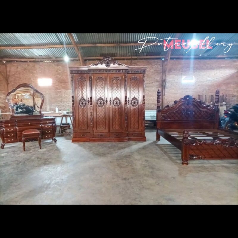 Set Kamar Tidur Ukir Manohara Kayu Jati Jepara