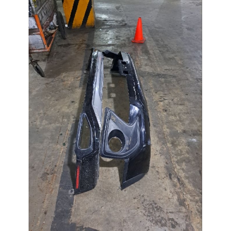 Bodykit Depan Toyota Fortuner Vrz Trd 2016-2020