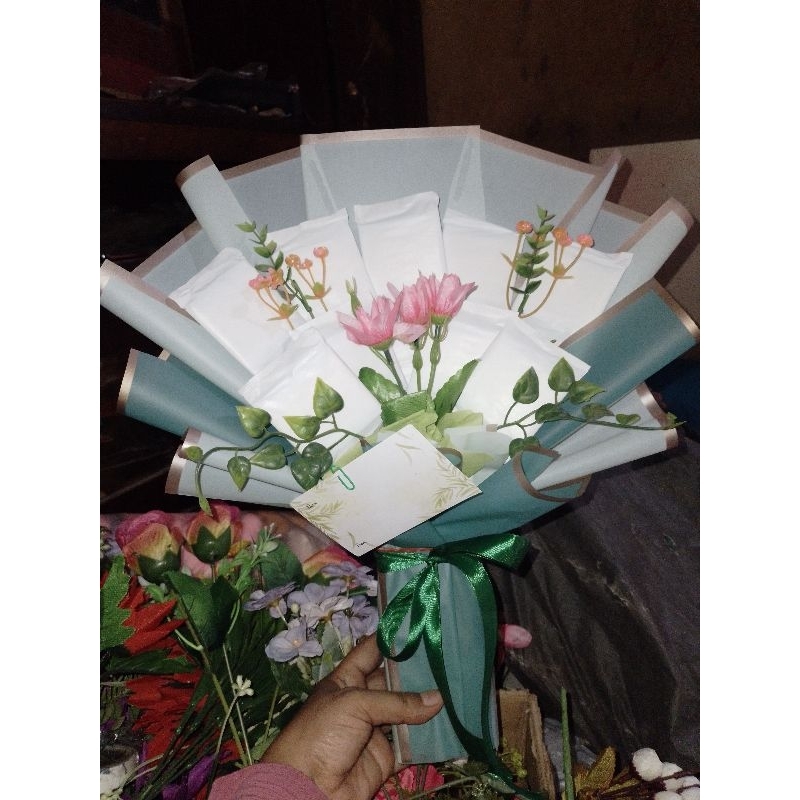 

Buket Charm cooling fresh 5-20 slot/ Buket pembalut 5-20 slot/ Buket ulang tahun/ hadiah/ kado prank
