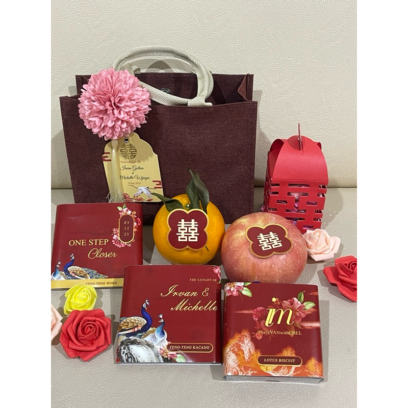 

Sangjit Hampers Custom