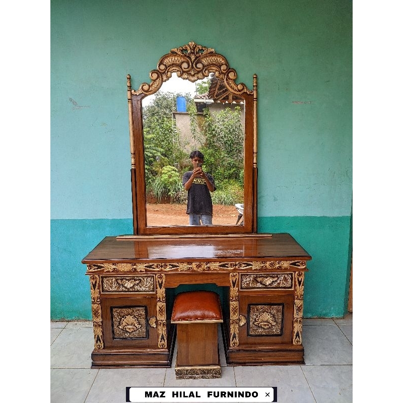 TOLET MEJA RIAS PENGANTIN, MEJA RIAS KAYU JATI, TOLET KAYU JATI, TOLET CINTA JATI JRPARA, SET KAMAR,