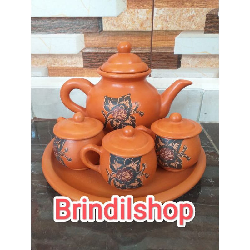 poci tanah liat 900 ml /poci khas Tegal