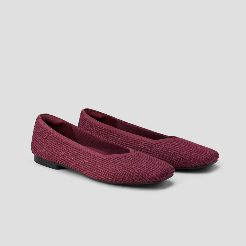 NEW Vivaia flat shoes size 40