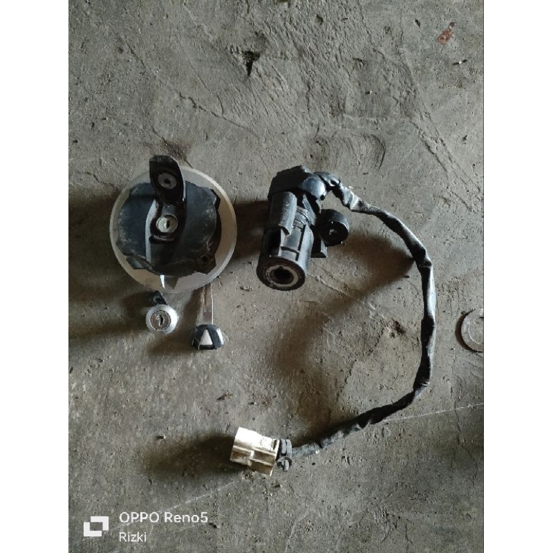 kunci kontak satu set ninja FI ninja 250 FI new 2018 ke atas