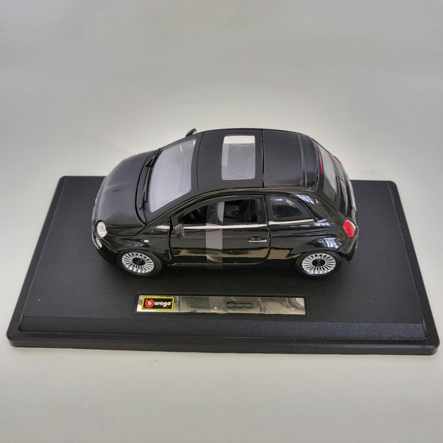 Diecast Bburago 1/32 Fiat 500