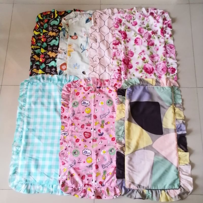 Sarung Bantal Motif Sarung Bantal Cinta / Sarung Bantal Cinta Berbagai Motif / Sarung Bantal Lucu De