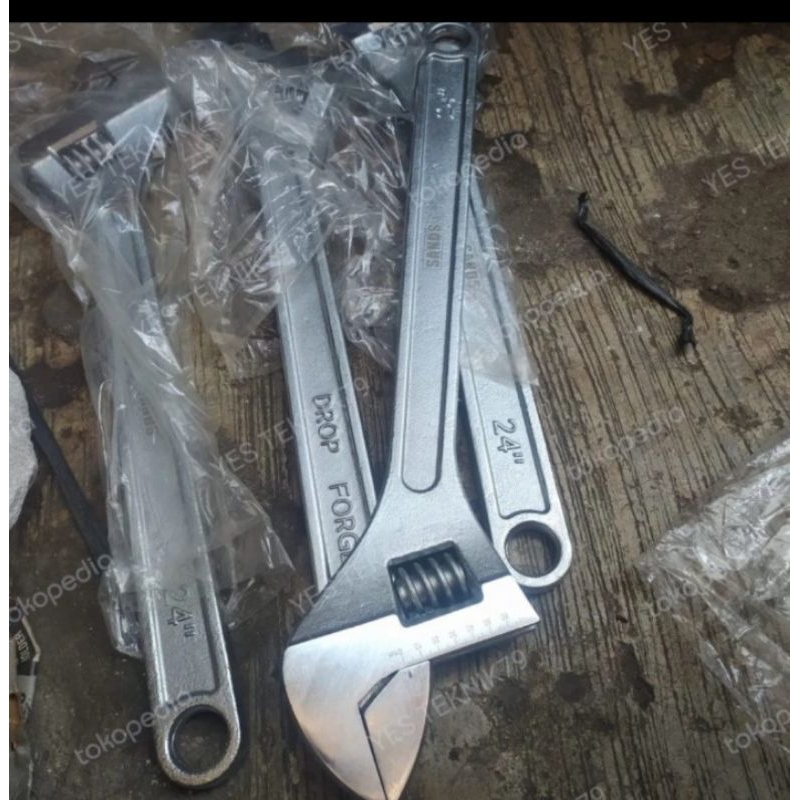 Kunci Inggris 24" inch 600mm SANDS forget steel