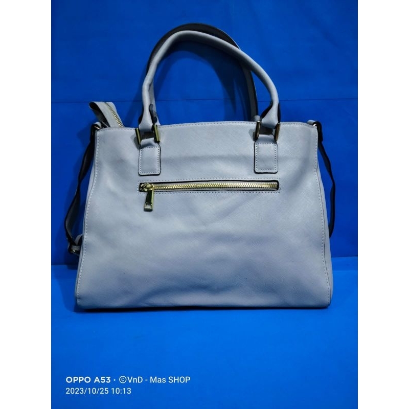 Tote & Sling Bag Keren ala Balenciaga