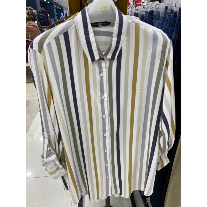 kemeja garis wanita brand C2 dari Matahari Ori promo