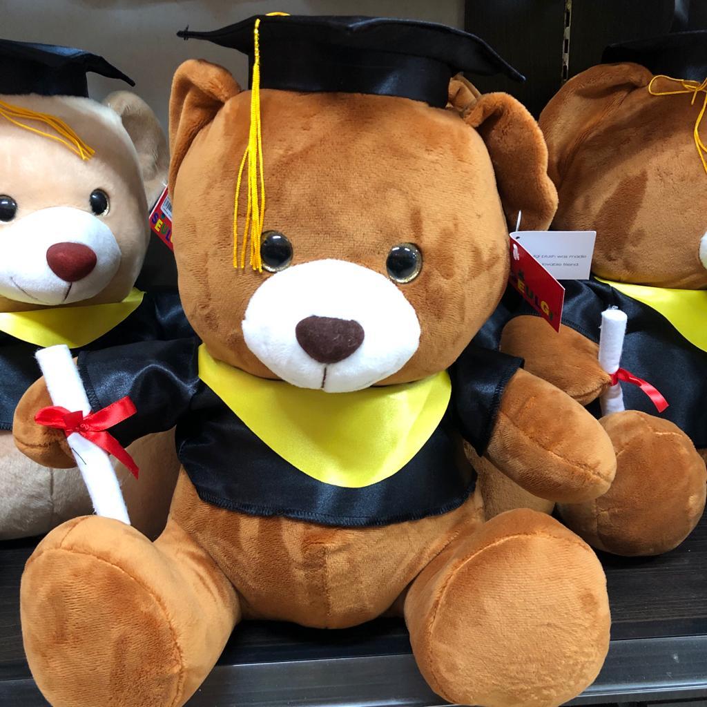 Gramedia - Boneka TT Seulgi Bear Wisuda Slaber Kuning 16 Inch