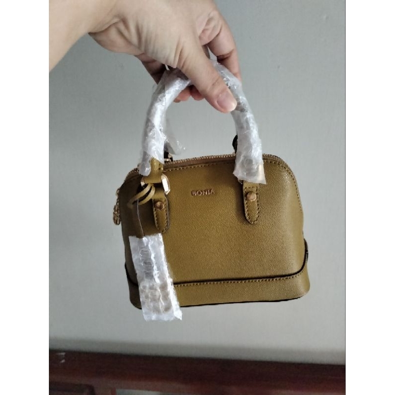 tas bonia alma size S dan XS warna olive