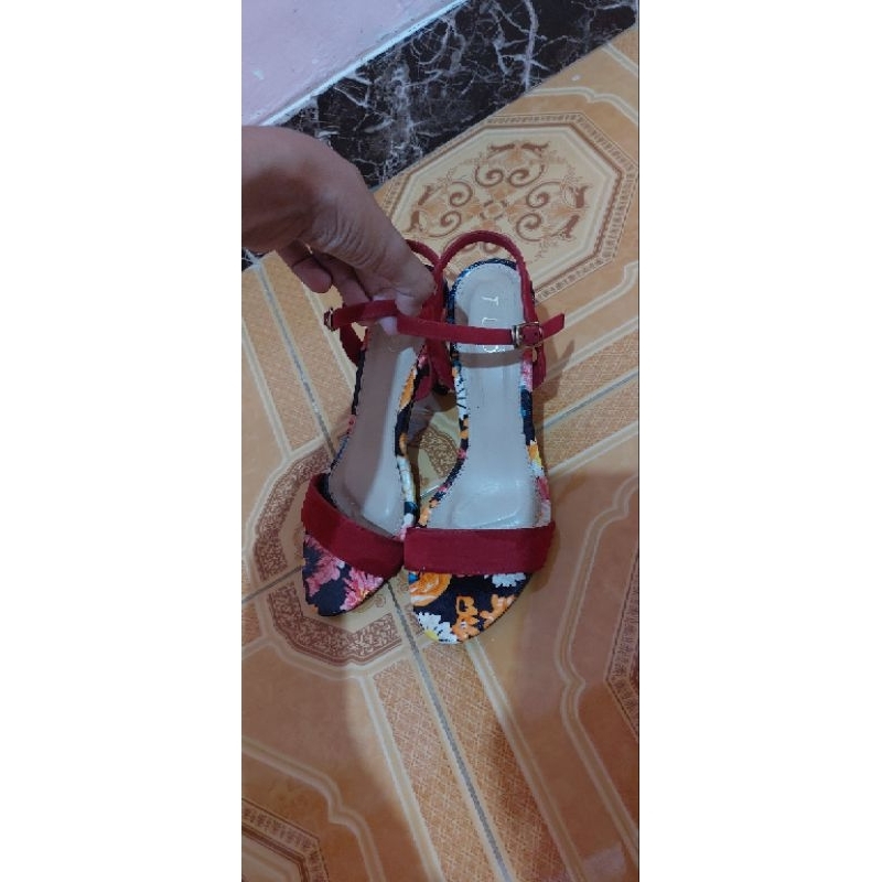 Heels Fladeo (Preloved)