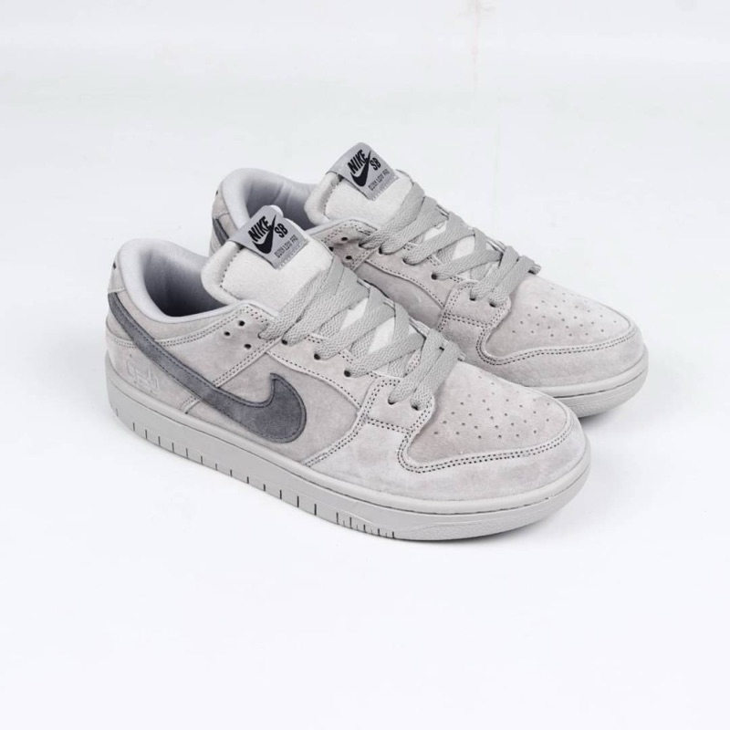 Nike SB Dunk Low Reigning Champ Pro Qs Grey
