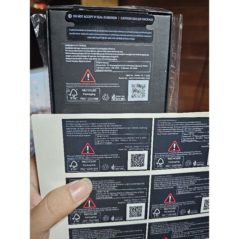 

STIKER UNTUK BELAKANG BOX SAMSUNG