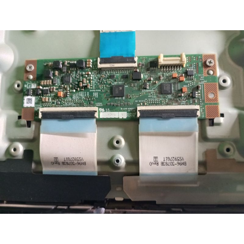 TICON SAMSUNG UA40J5100AK