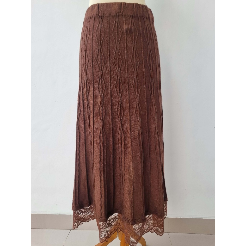Midi Skirt Knit / Rok Rajut