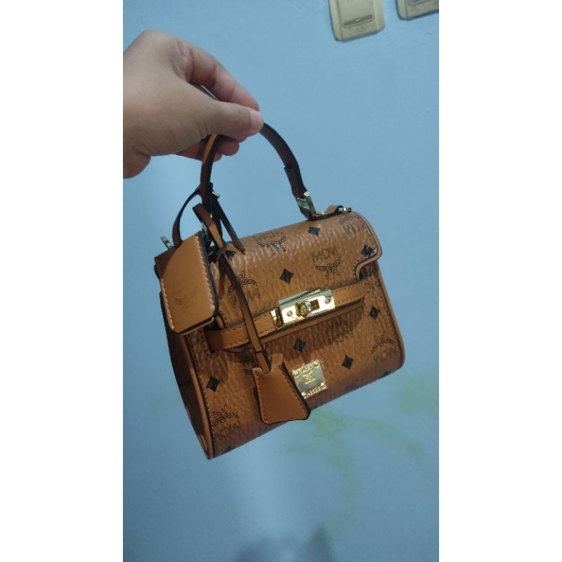 heritage mini satchel / tas renera / mcm renera