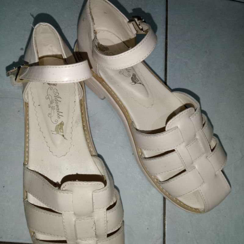 [PRELOVED] Sepatu Sendal Adorable Projects Size 40