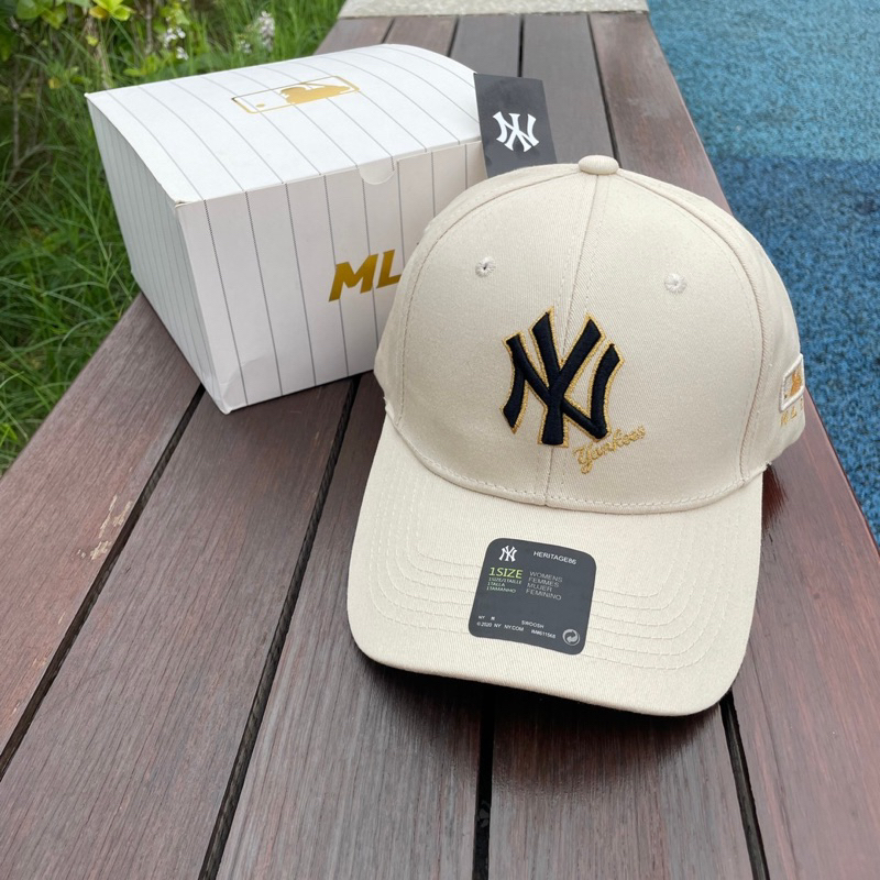 TOPI NY YANKES BEIGE CAP FULLSET