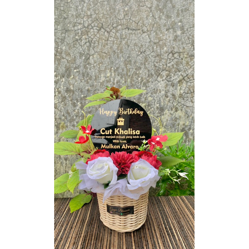Kado Buket Bunga Estetik Bisa Costum Ucapan - Plakat Akrilik Costum