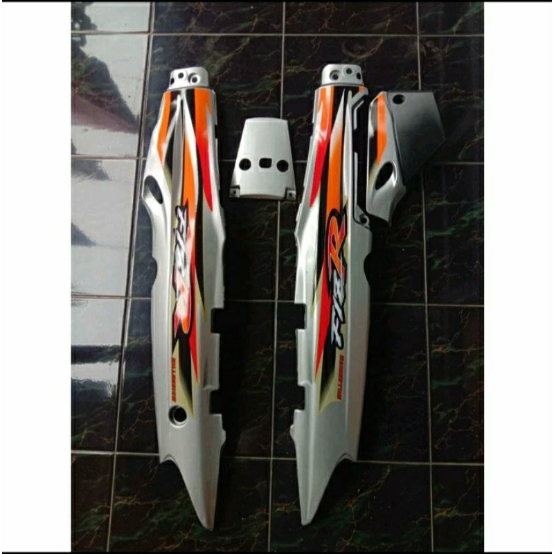 cover body bodi belakang fizr fiz r warna silver stripping orange