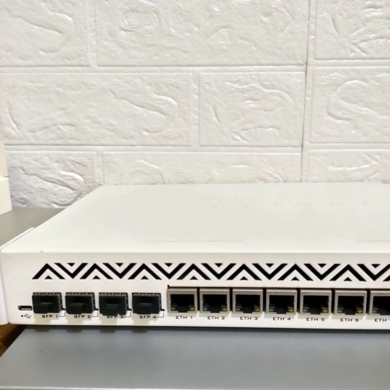 Mikrotik Routerboard CCR1036-12G-4S SECOND/BEKAS EX.KANTOR Normal