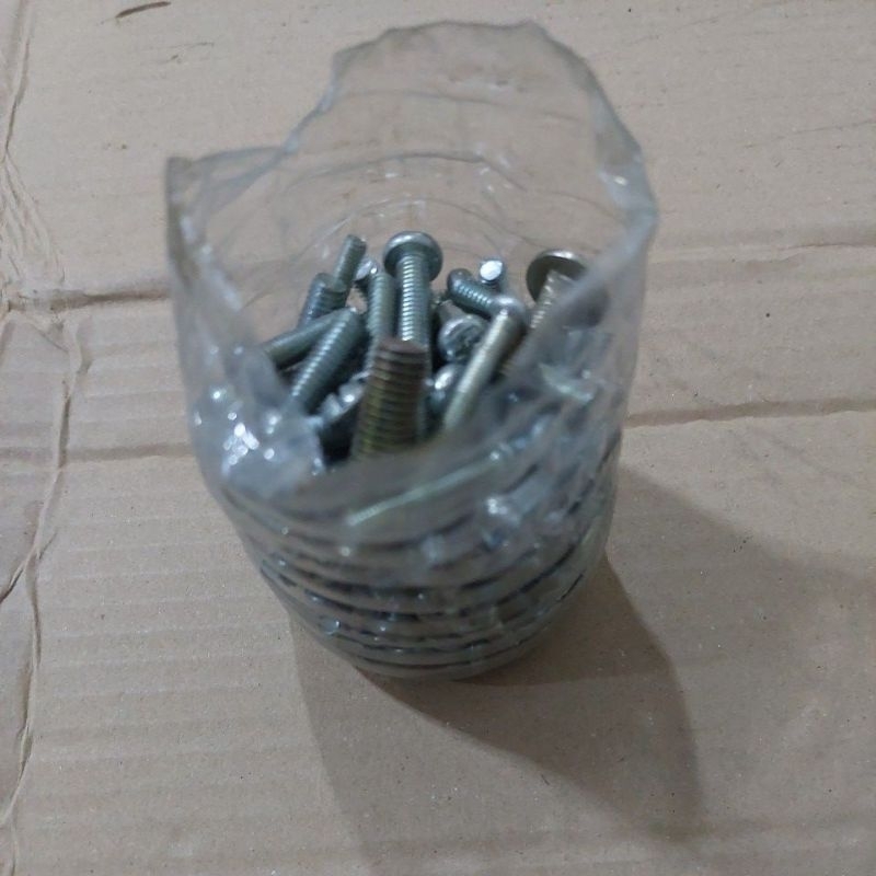 Baut mobil universal