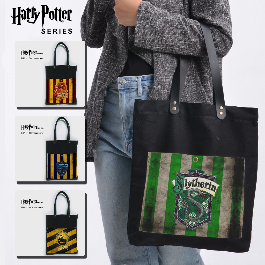 Totebag Canvas Hitam Saku Harpot Tas Kanvas Seri Harpot