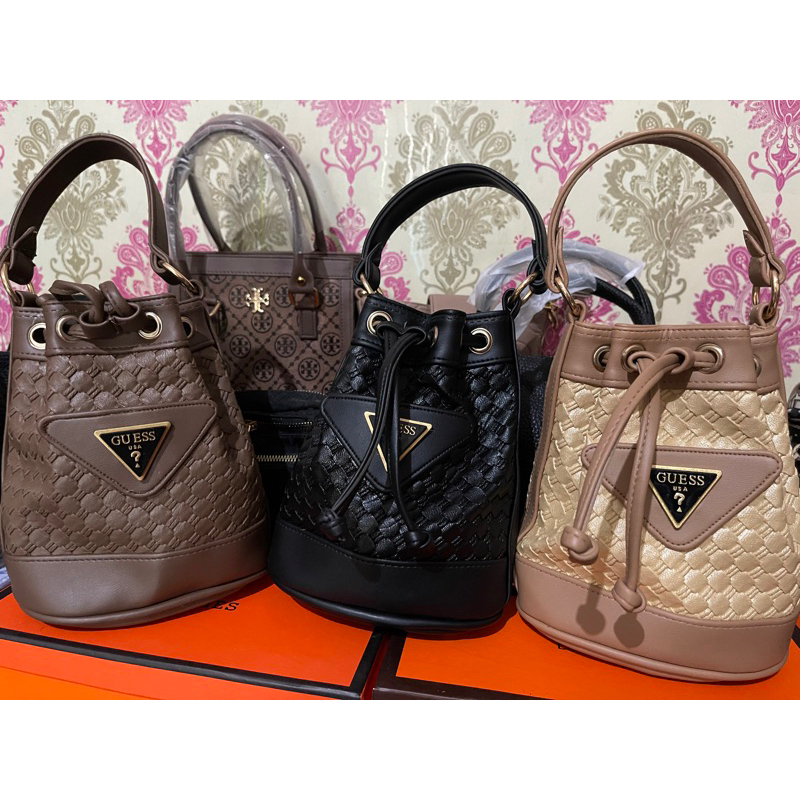 tas serut guess sz18 good bag cakep