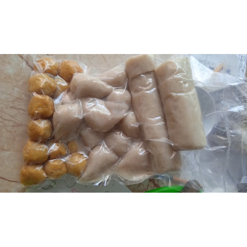 

Paket Pempek Tenggiri