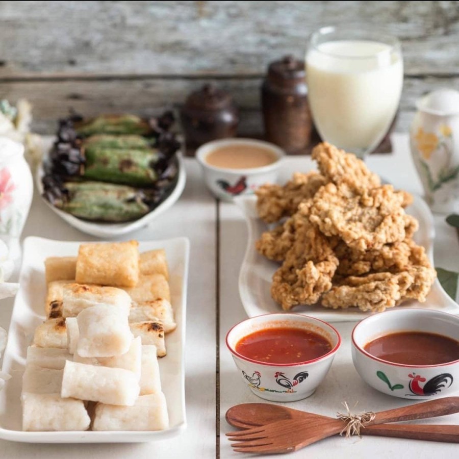 Pempek Bangka Fresh Lenjer Ikan Tenggiri 10pcs Asli Enak Kenyal / Empek Otak Otak Daun Asli Bangka H