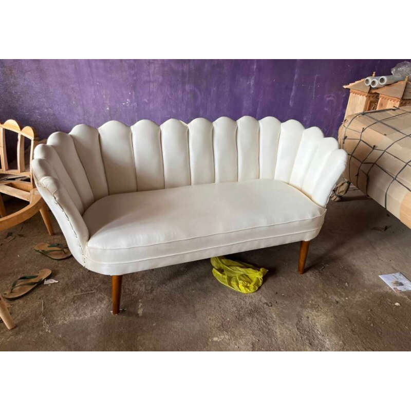 Kursi Kerang Pelaminan / Kursi Kerang Minimalis / Kursi Manten Kerang Lesti 2d