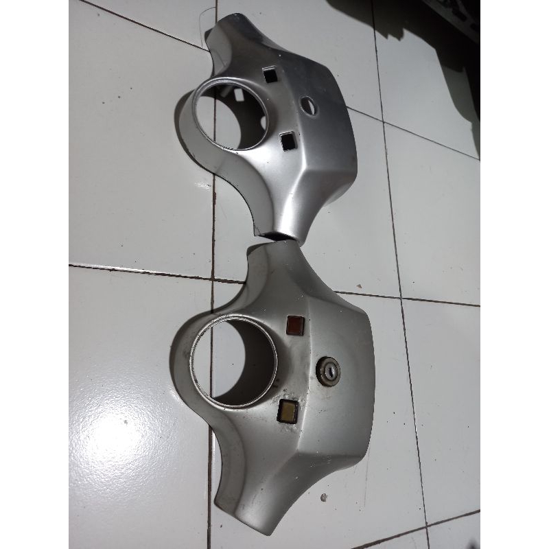 batok atas stang vespa px ori