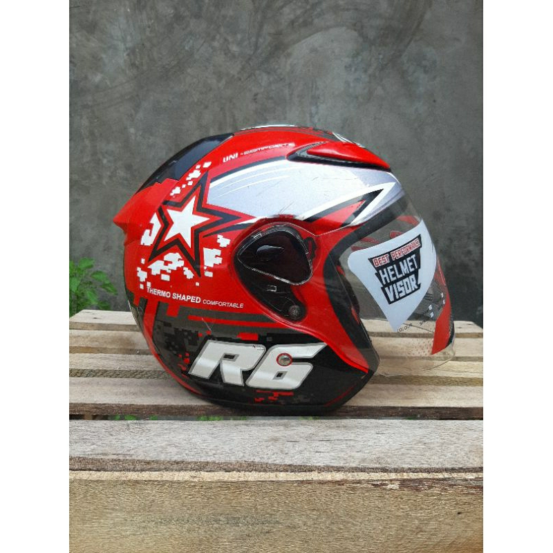 Helm NHK R6 Pixel Red Motif (Bekas)