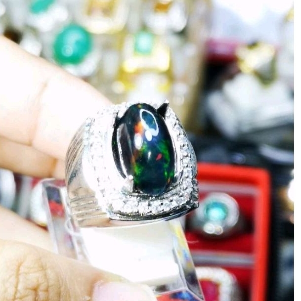 Natural Black Opal Full Jarong