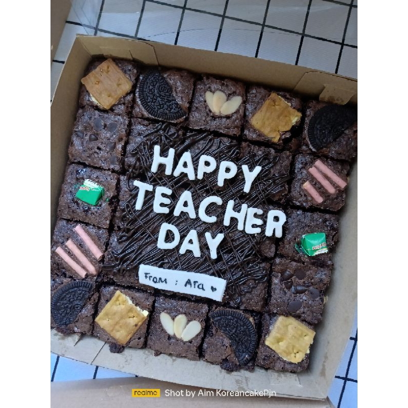 

fudgy brownie free ucapan